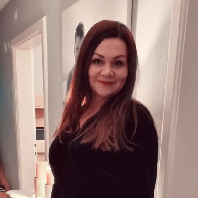 Katya, 45