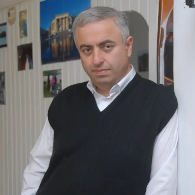 Manuchar, 56, Georgia - Rus Liebe