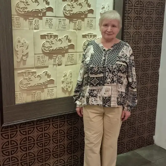 Irina, 71
