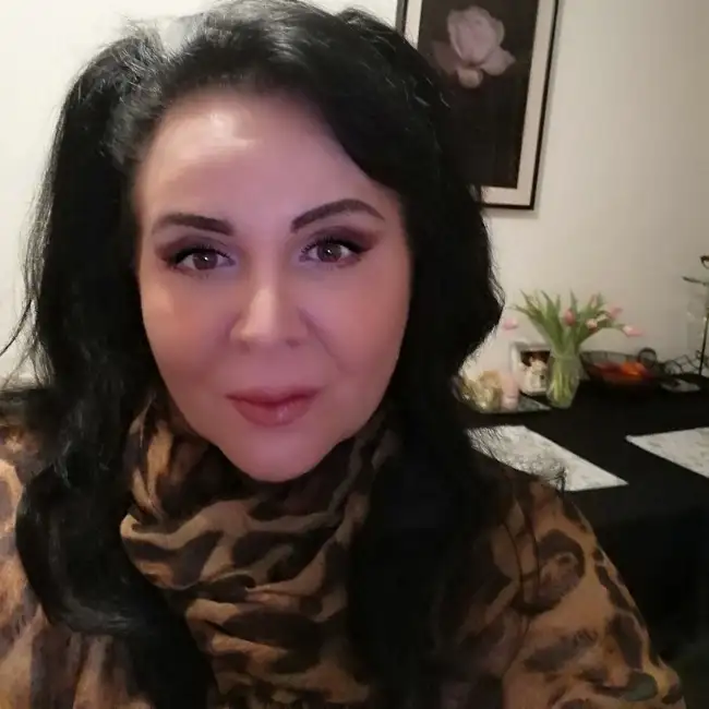 Tati, 56 - Rus Liebe