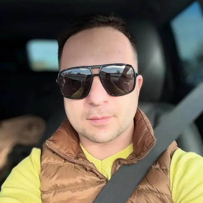 Evgeniy, 44