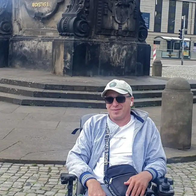 Viktor, 46