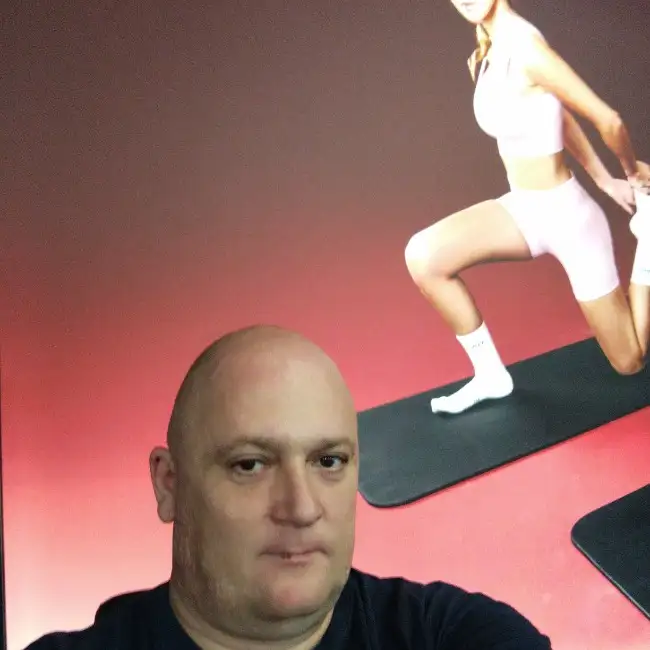 Alex, 46