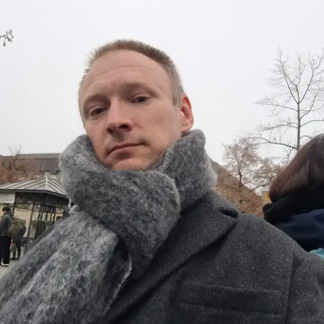 Andrey, 41