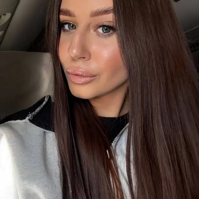 Valeriia, 33