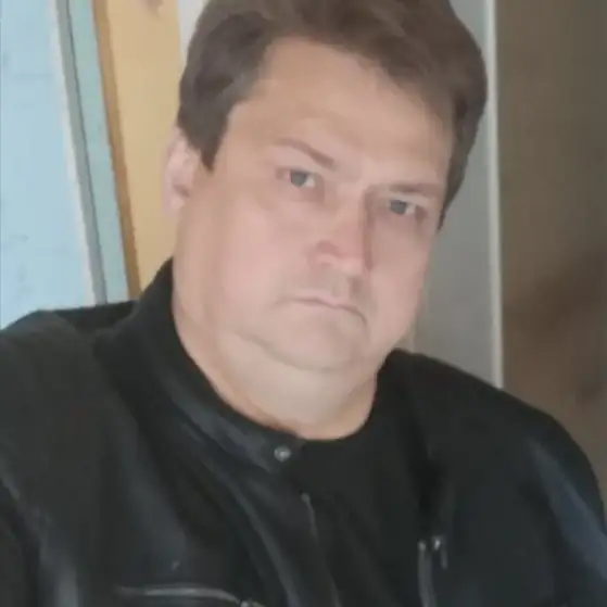 Viktor, 53