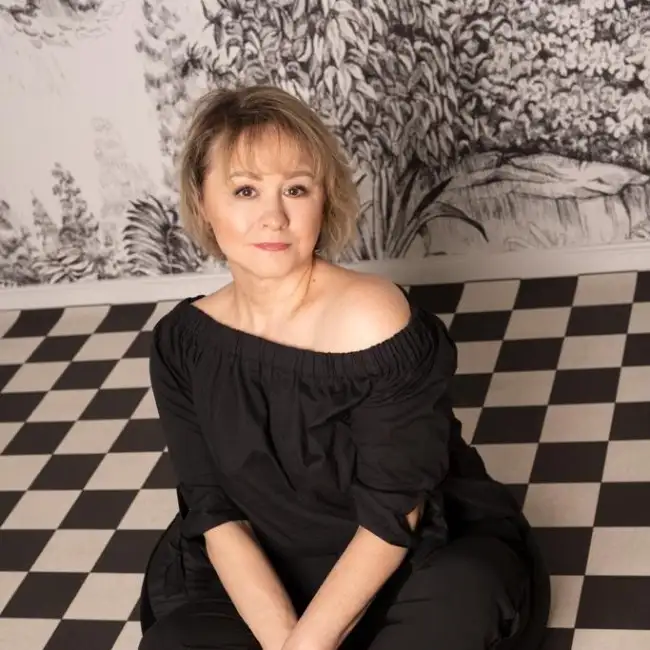 Olga, 53