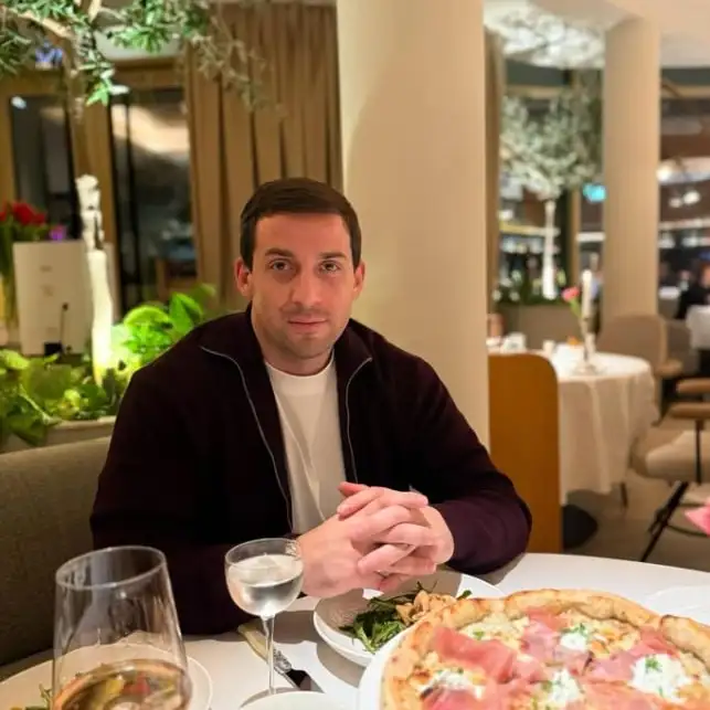 Filip, 34