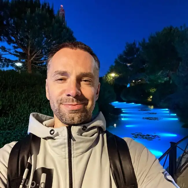 Egor, 46