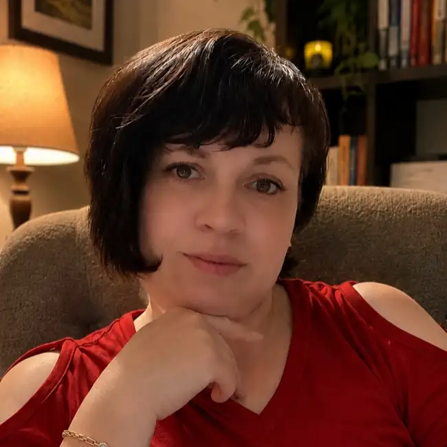 Oksana, 50