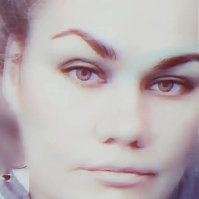 Natalja, 43