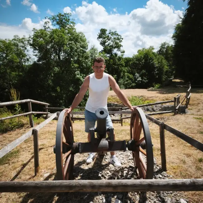 oleksandr, 40