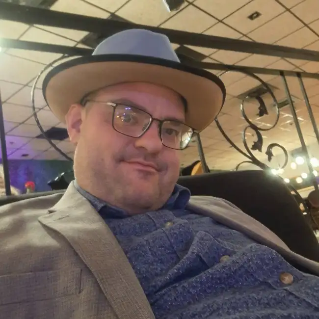 David, 37