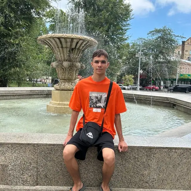 Ilya, 22