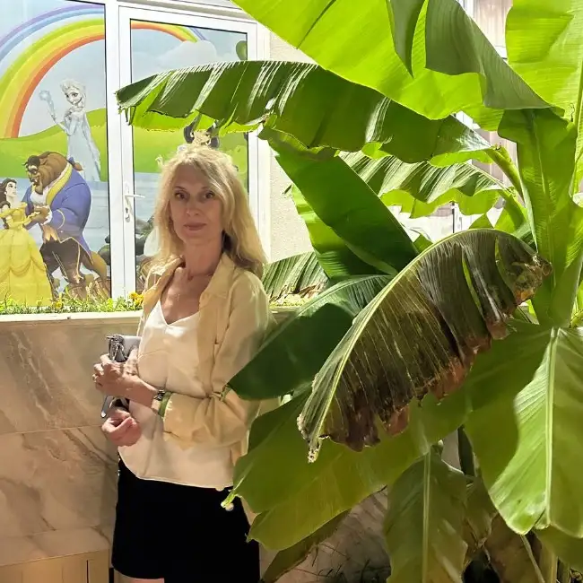 Natalja, 54